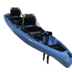 Kayak de pêche à propulsion homologué mer Hobie Mirage Compass duo couleur b leu glacier vue de 3/4 homologué CE