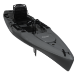 Kayak de pêche à propulsion homologué mer Hobie Mirage Outback couleur battleship gris vue de 3/4 homologué CE