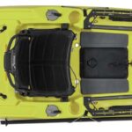 Kayak de pêche à propulsion homologué mer et CE Hobie Mirage Outback de couleur vert seagrass vue de dessus